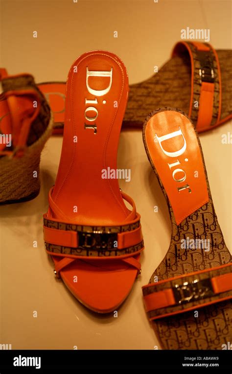 dior shoes dubai